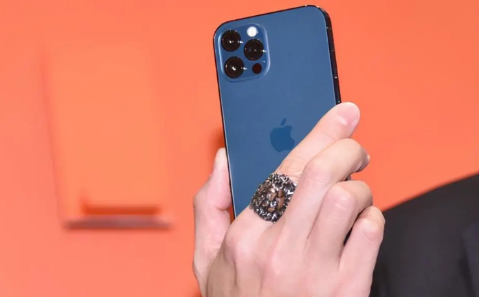 江北苹果手机维修分享iPhone12系列重启方法教程 